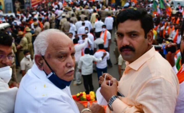ಕಮಲ ಪಾಳಯದಲ್ಲಿ ತಳಮಳ: BJPಯನ್ನು ಇಬ್ಬಾಗ ಮಾಡುತ್ತಾ ನಾಯಕರ ಬಣ ಬಡಿದಾಟ