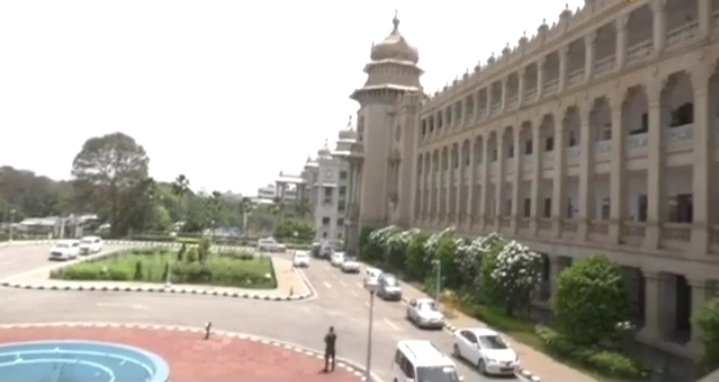 ಮತ್ತೊಂದು ‘ಭೂ ಚಕ್ರ’ದ ಸುಳಿಯಲ್ಲಿ ಕಾಂಗ್ರೆಸ್ ಸರ್ಕಾರ; KIADB ಹಗರಣ ಬಗ್ಗೆ ಲೋಕಾಯುಕ್ತಕ್ಕೆ ಸಿಟಿಜನ್ ರೈಟ್ಸ್ ಫೌಂಡೇಷನ್ ದೂರು