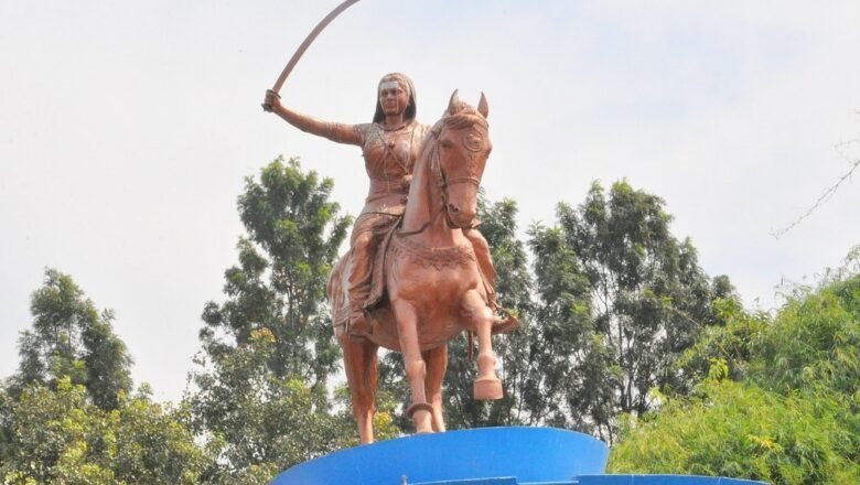 ಕಿತ್ತೂರು ಚೆನ್ನಮ್ಮ ಸಮಾಧಿಯನ್ನು ರಾಷ್ಟ್ರೀಯ ಸ್ಮಾರಕವೆಂದು ಘೋಷಿಸಲು ಕೇಂದ್ರಕ್ಕೆ ಸಿಎಂ ಆಗ್ರಹ