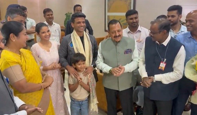ತಾಯ್ನಾಡಿಗೆ ವಾಪಸ್ಸಾದ ಶುಭಾಂಶು ಶುಕ್ಲಾಗೆ ಅದ್ಧೂರಿ ಸ್ವಾಗತ