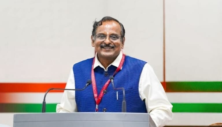 ಭಾರತೀಯ ಬಾಹ್ಯಾಕಾಶ, ಸಾರಿಗೆ ಮತ್ತು ಶುದ್ಧ ಇಂಧನ ಭವಿಷ್ಯದಲ್ಲಿ ಹೈಡ್ರೋಜನ್ ಪ್ರಮುಖ ಪಾತ್ರ: ಇಸ್ರೋ ಅಧ್ಯಕ್ಷ