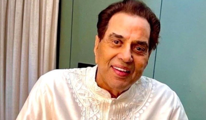 ಹಿರಿಯ ನಟ ಧರ್ಮೇಂದ್ರ ವಿಧಿವಶ ಎಂದು ಸುದ್ದಿ