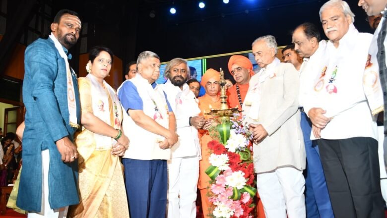 ಅಖಿಲ ಭಾರತ ವೀರಶೈವ-ಲಿಂಗಾಯಿತ ಮಹಾಸಭಾ ಮಹಿಳಾ ಮತ್ತು ಯುವ ವಿಭಾಗಗಳ ಪದಗ್ರಹಣ