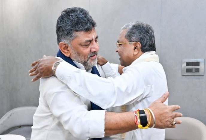 ಸಿದ್ದರಾಮಯ್ಯ ಅವರ ಉತ್ತರಾಧಿಕಾರಿಯಾಗಿ ಡಿ.ಕೆ. ಶಿವಕುಮಾರ್? ಡಿಕೆಶಿ ಪಾಳಯದಲ್ಲಿ ಸಡಗರ
