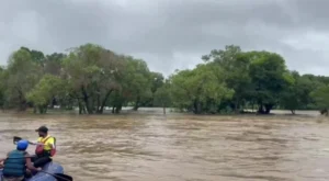 ಕೃಷ್ಣಾ, ಗೋದಾವರಿ ಮತ್ತು ಕಾವೇರಿ ನದಿ ಜೋಡಣೆ ಯೋಜನೆಗೆ ಒಪ್ಪಿಗೆ ಕುರಿತು ಡಿಕೆಶಿ ವಿರುದ್ಧ HDK ಟೀಕೆ