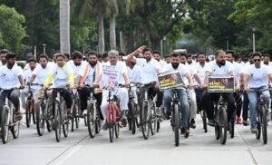 ನೀಟ್ ಪ್ರಶ್ನೆ ಪತ್ರಿಕೆ ಸೋರಿಕೆ ವಿವಾದ; ಪ್ರಧಾನ್ ರಾಜೀನಾಮೆಗೆ ಆಗ್ರಹಿಸಿ ಯುವ ಕಾಂಗ್ರೆಸ್ ಸೈಕಲ್ ಜಾಥಾ