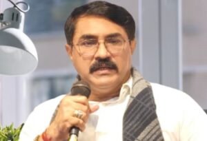 ‘ಬೇಟಿ ಬಚಾವೋ, ಬೇಟಿ ಪಡಾವೋ’ ಎನ್ನುವವರಿಗೆ ನೀಟ್ ಹೋರಾಟದಲ್ಲಿ ಹೆಣ್ಣುಮಕ್ಕಳ ಬಟ್ಟೆ ಹರಿದ ಘಟನೆ ಕಾಣಲಿಲ್ಲವೇ? ಪದ್ಮರಾಜ್ ಪ್ರಶ್ನೆ