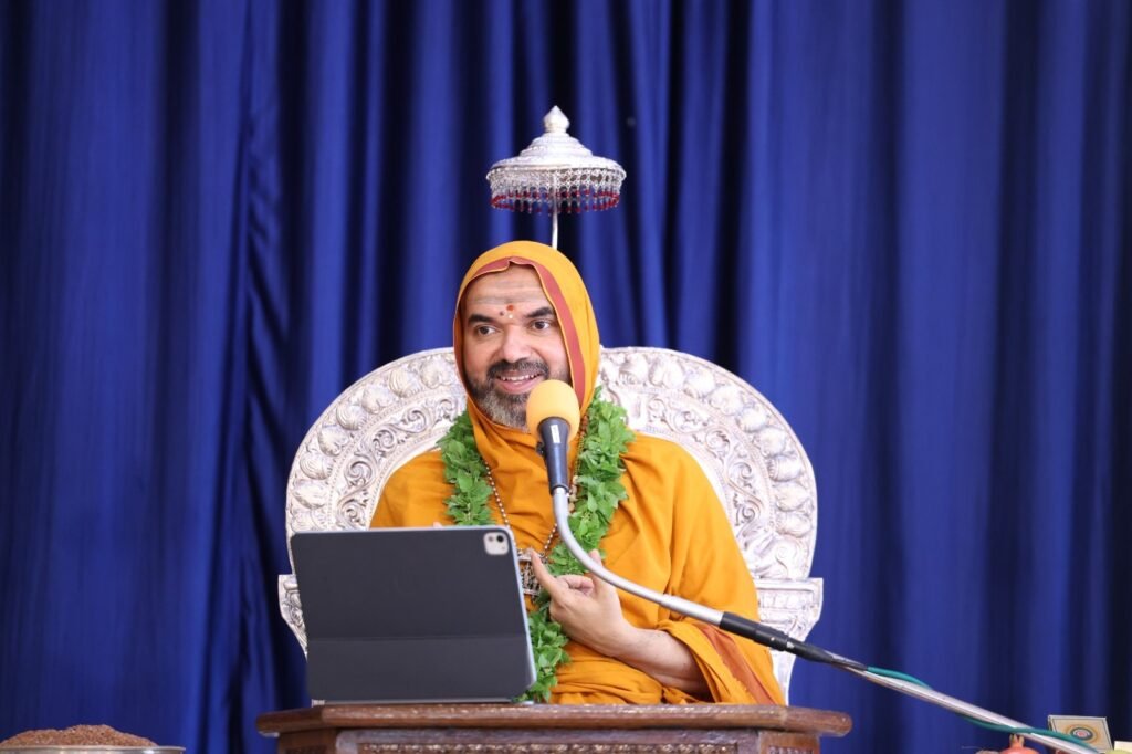 ದೇಹವೆಂಬ ವಾಹನ ಚಲಿಸಲು ಮನಸ್ಸು, ಓಜಸ್ಸು ಶಕ್ತಿ ಅಗತ್ಯ: ‘ಅನ್ನಬ್ರಹ್ಮ ಚಾತುರ್ಮಾಸ್ಯ’ದಲ್ಲಿ ರಾಘವೇಶ್ವರ ಶ್ರೀ