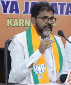 ‘ಪ್ರಿಯಾಂಕ್ ಖರ್ಗೆ ಮೋಸ್ಟ್ ಕರಪ್ಟ್ ಪರ್ಸನ್’ – ಛಲವಾದಿ ನಾರಾಯಣಸ್ವಾಮಿ